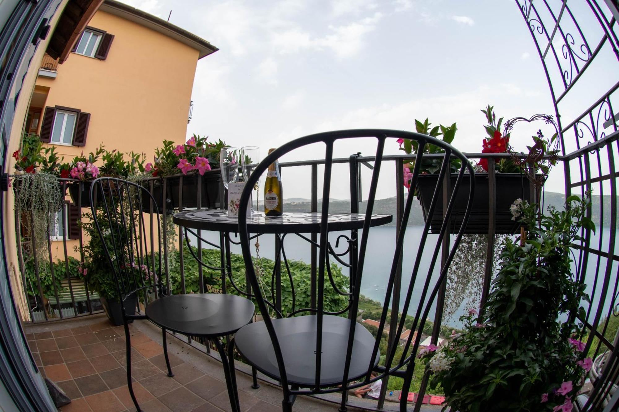 B&B Carpe Diem Vista Lago Castel Gandolfo Exterior photo